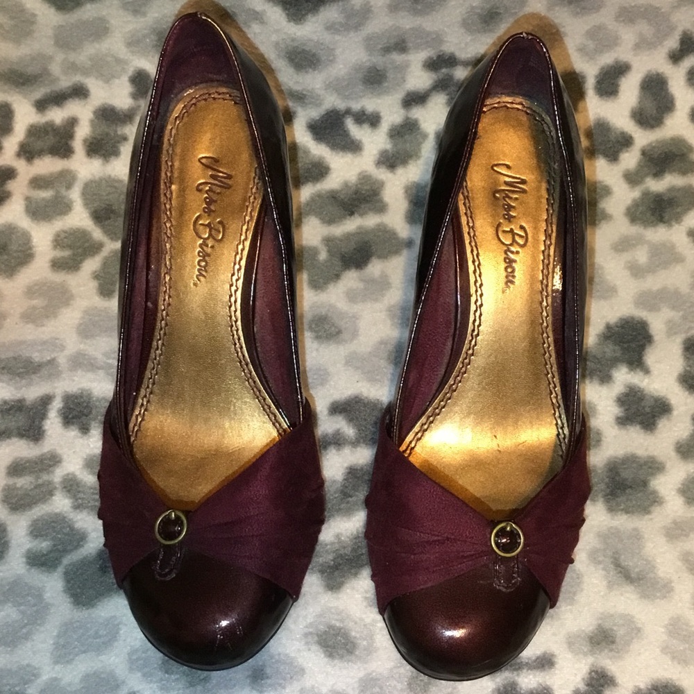 Maroon Wedges